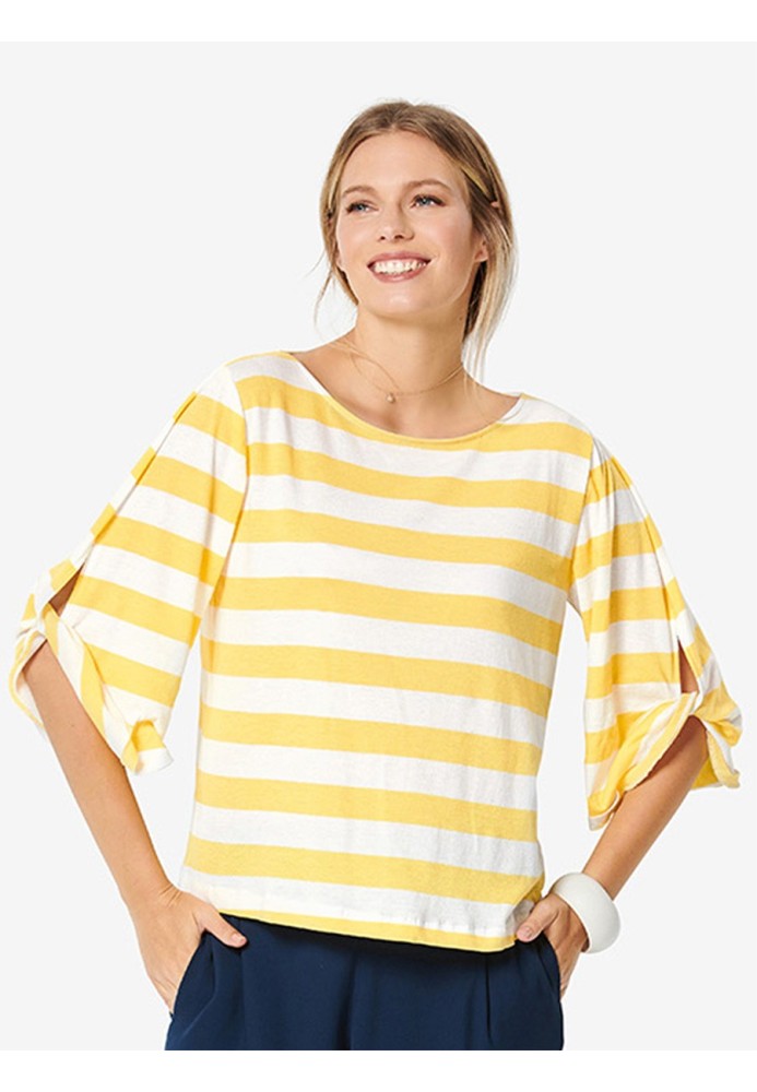 Pattern T-shirt with wide short sleeves (Burda 1/2020, pattern number 6246 A)