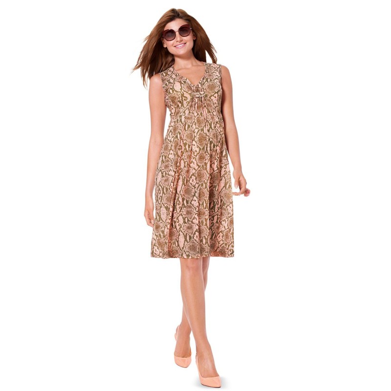 Pattern Knitted dress of a...