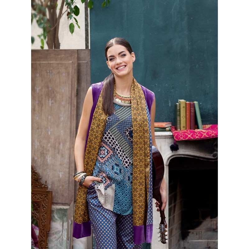 Pattern Velvet vest with...