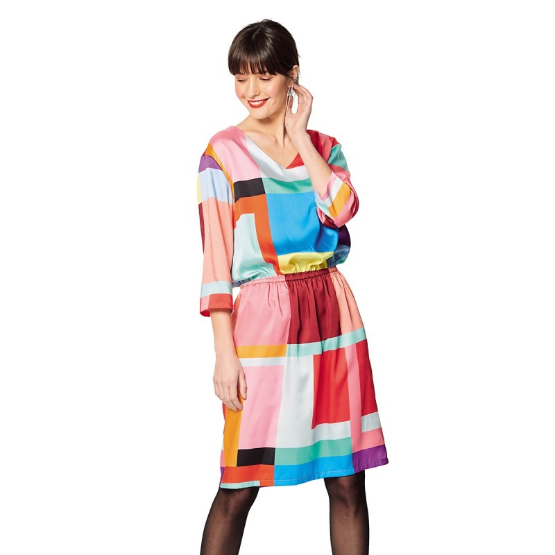 Pattern Simple cut dress...