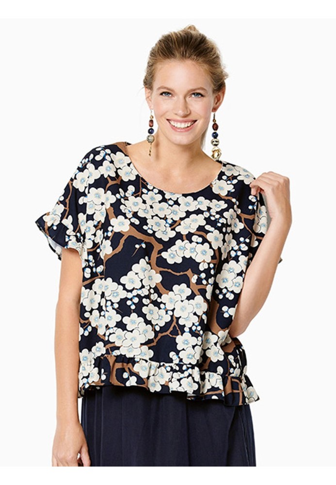 Pattern Blouse of a spacious silhouette with frills (Burda 1/2020, pattern number 6243 B)