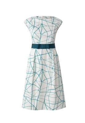 Pattern A cutaway dress with a shuttlecock neckline (Burda 5/2019, pattern number 102 A)