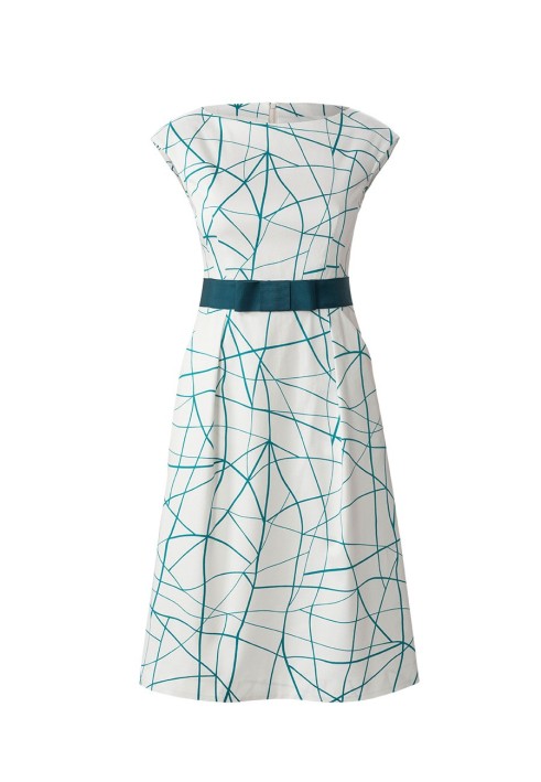 Pattern A cutaway dress with a shuttlecock neckline (Burda 5/2019, pattern number 102 A)