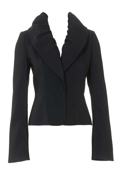 Pattern Jacket of a fitted cut with a shawl collar (Burda 2/2010, pattern number 101)