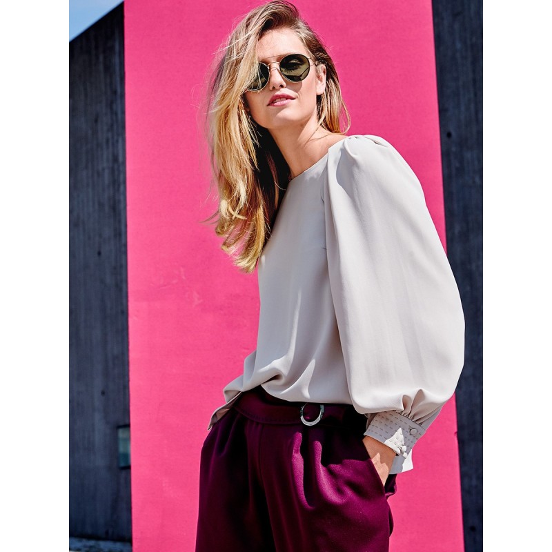 Pattern Blouse with shaped...