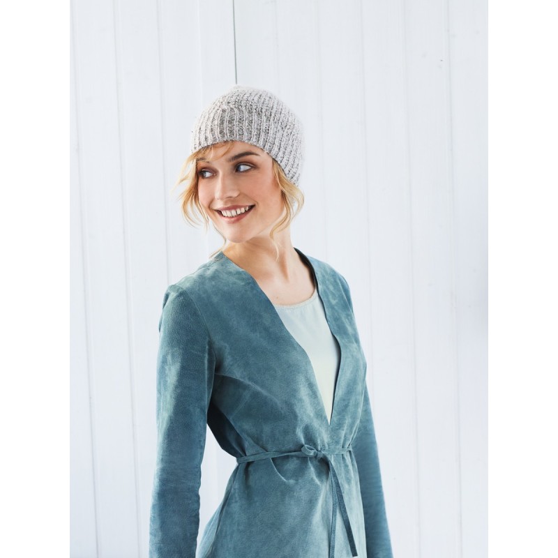 Pattern Top satin on a wide...