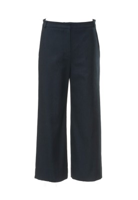 Pattern 3/4 length canvas trousers (Burda 3/2012, pattern number 112 A)