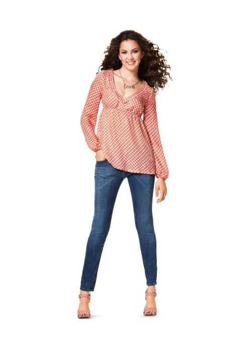 Pattern Free-cut top with a frill (Burda 1/2014, pattern number 6922 A)