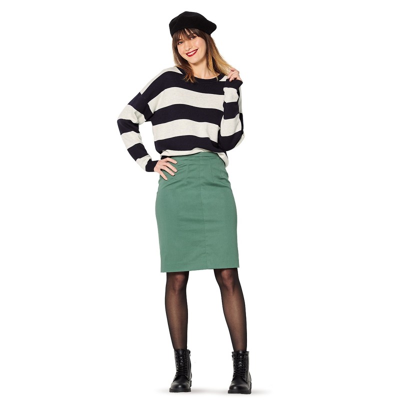 Pattern Pencil skirt with a...