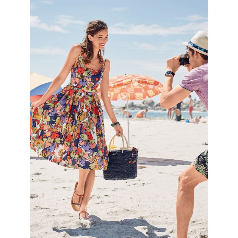 Pattern Dress on straps...