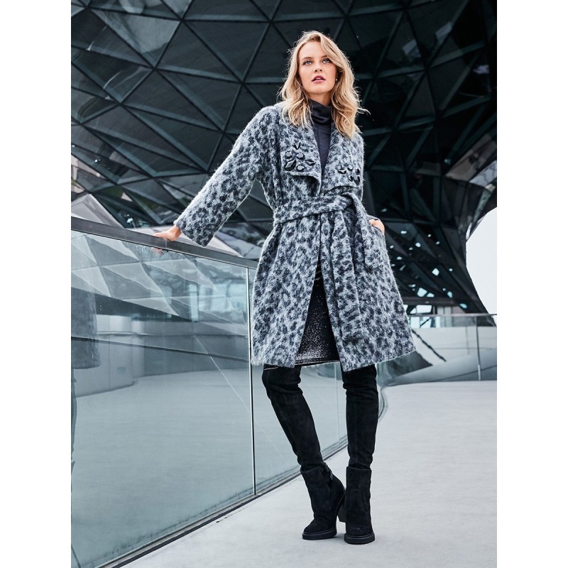 Pattern Coat with a smell...