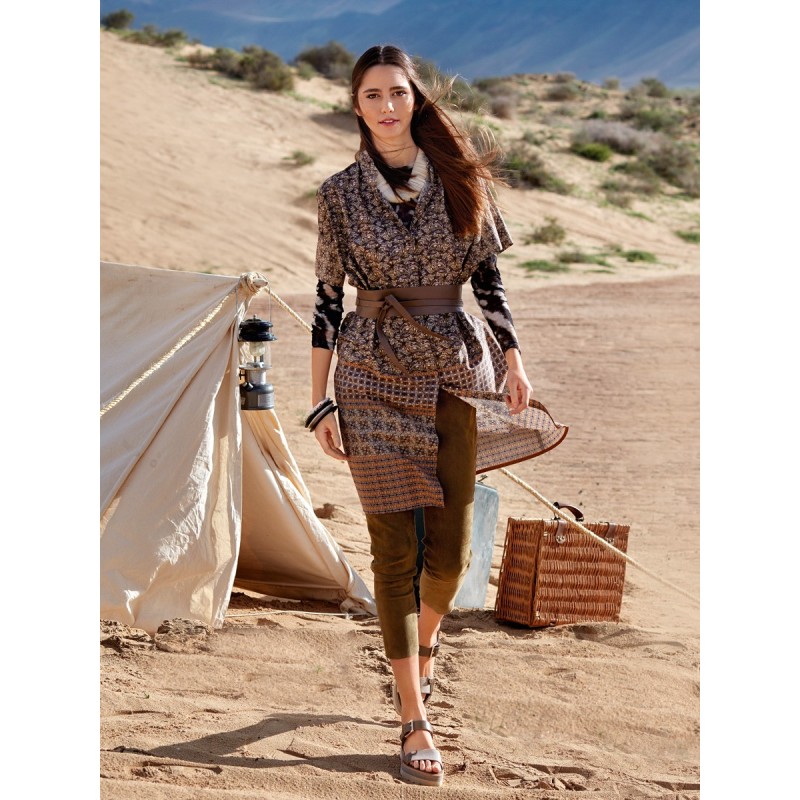 Pattern Shirt-cut dress...