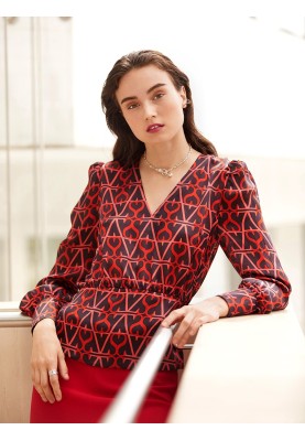 Pattern Silk blouse with basque (Burda 8/2019, pattern number 118 B)