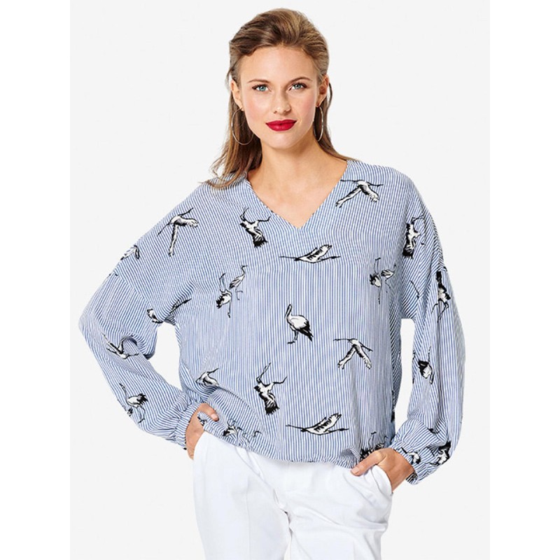 Pattern Blouse of a...