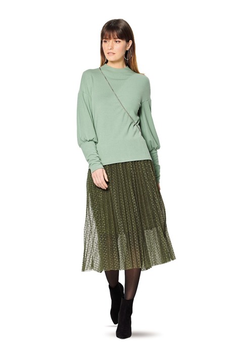 Pattern Pullover with flared sleeves (Burda 2/2020, pattern number 6178 B)