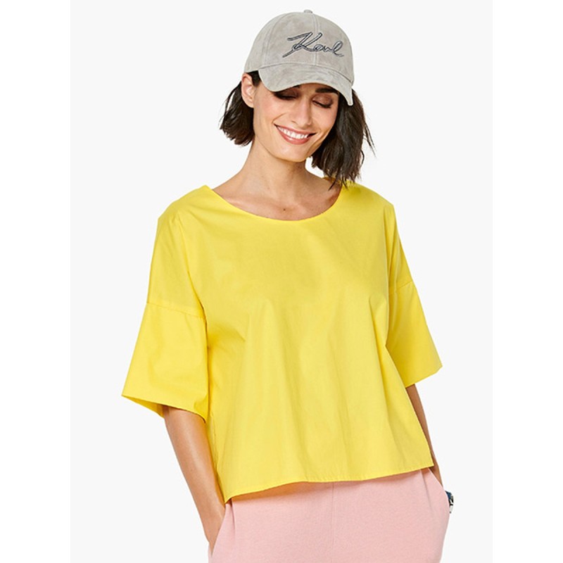 Pattern Blouse of a...