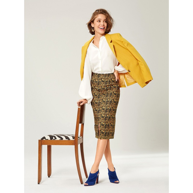 Pattern Pencil skirt with a...