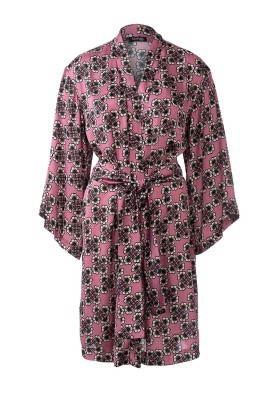 Kimono pattern with wide sleeves (Burda 2/2020, pattern number 6161 A)