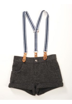 Pattern Shorts with suspenders in the Bavarian style (Burda 9/2011, pattern number 147)