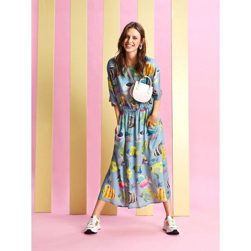 Pattern Dress of a simple...