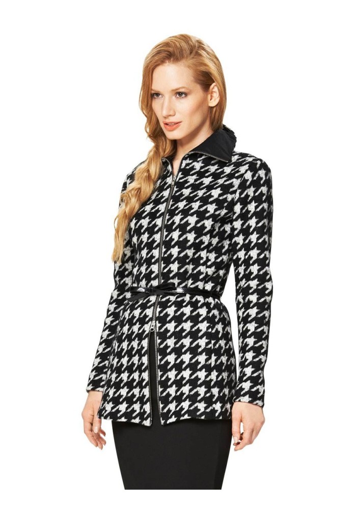 Pattern Knitted fitted jacket (Burda 2/2014, pattern number 6847 B)