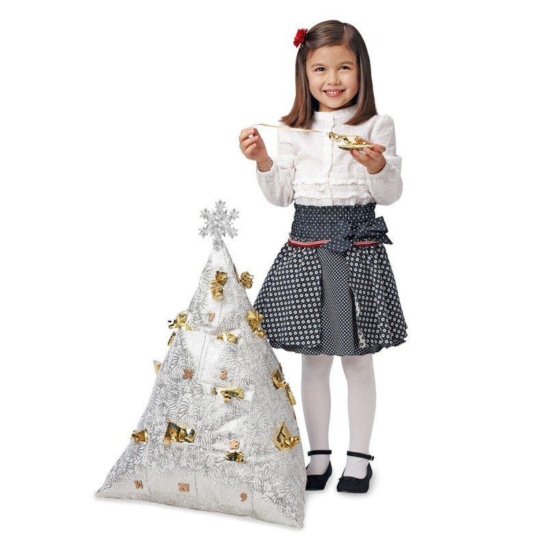Pattern Christmas tree with...