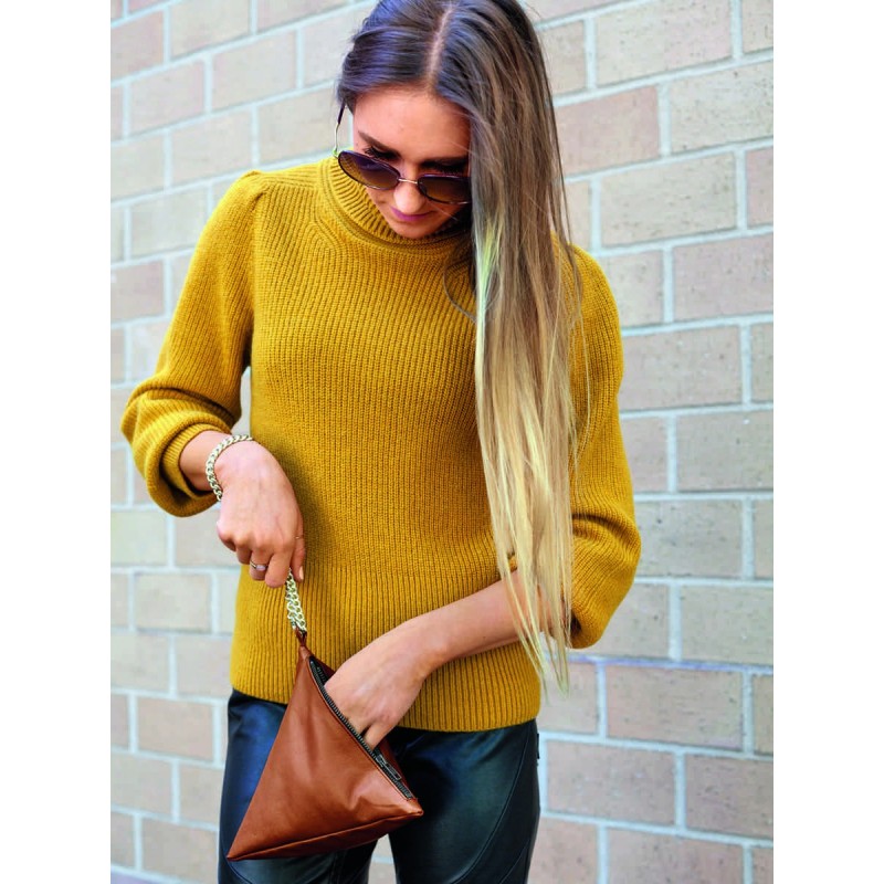 Pattern Pyramid handbag...