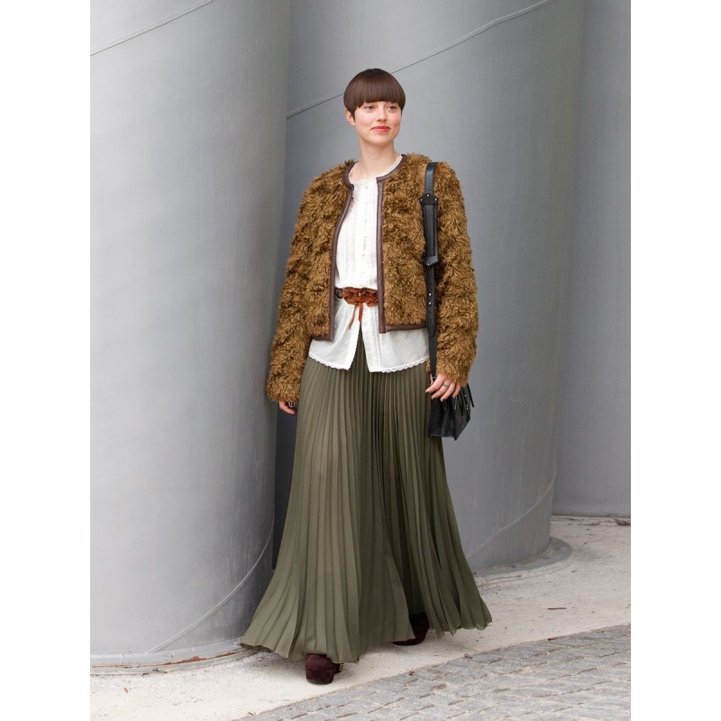 Pattern Pleated maxi skirt...