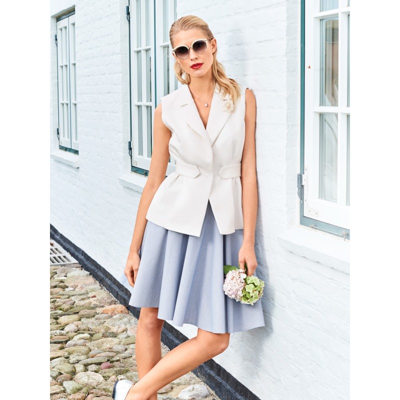 Pattern Sun skirt on a...