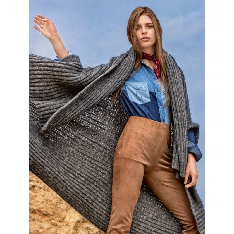 Pattern Poncho knitted...