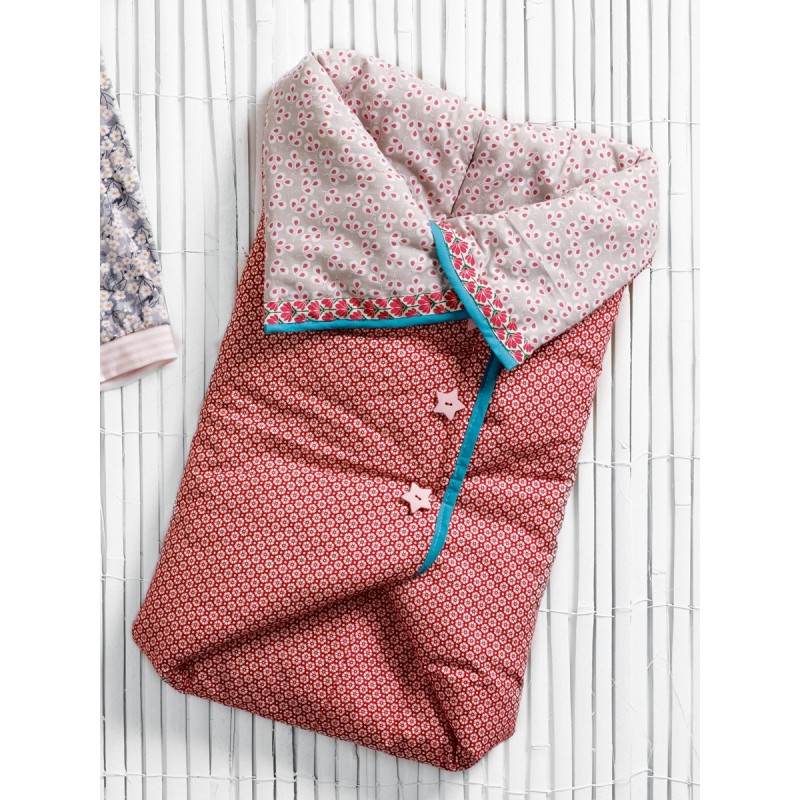 Pattern Envelope for a baby...