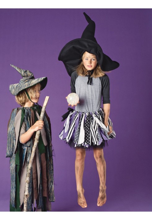 Pattern Costume "Witch" (Burda 1/2016, pattern number 143 A)