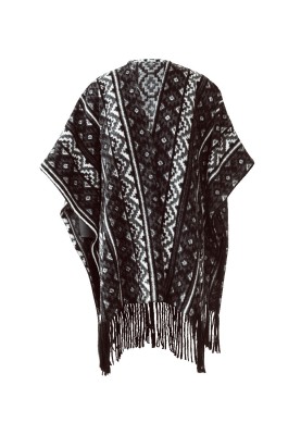 Pattern Cape of spacious cut with fringe (Burda. Fashion Plus 2/2017, pattern number 415)