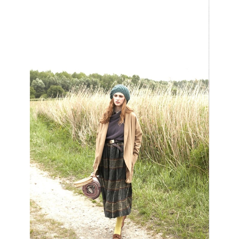 Pattern Woolen skirt with a...